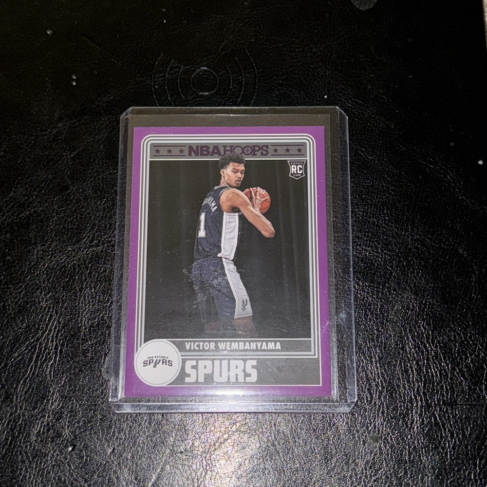 Victor Wembanyama, NBA Hoops # 298 ( purple variant ) RC!🔥🔥🔥🔥💎💎